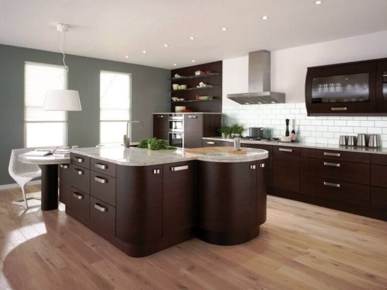 Go For Decorative Laminates to Improve The Aesthetic Appeal of Your Kitchen